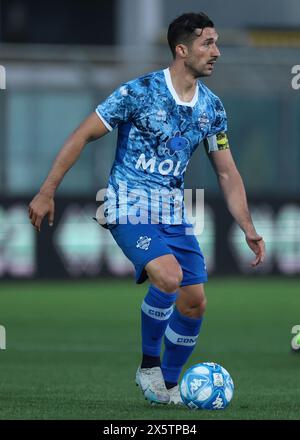 Como, Italien. Mai 2024. Alessandro Bellemo aus Como während des Spiels der Serie B im Stadio Giuseppe Sinigaglia, Como. Der Bildnachweis sollte lauten: Jonathan Moscrop/Sportimage Credit: Sportimage Ltd/Alamy Live News Stockfoto