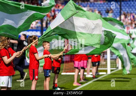 Rotterdam, Niederlande. Mai 2024. Rotterdam - Kameraadjes während des Spiels zwischen Feyenoord V1 und FC Utrecht V1 im Stadion Feijenoord de Kuip am 11. Mai 2024 in Rotterdam, Niederlande. Credit: Box to Box Pictures/Alamy Live News Stockfoto