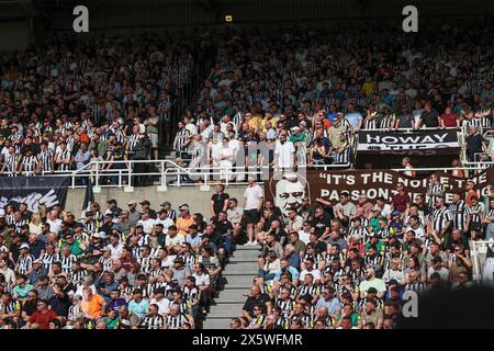 Newcastle, Großbritannien. Mai 2024. Newcastle-Fans während des Premier League-Spiels Newcastle United gegen Brighton und Hove Albion im St. James's Park, Newcastle, Vereinigtes Königreich, 11. Mai 2024 (Foto: Mark Cosgrove/News Images) in Newcastle, Vereinigtes Königreich am 2024. (Foto: Mark Cosgrove/News Images/SIPA USA) Credit: SIPA USA/Alamy Live News Stockfoto