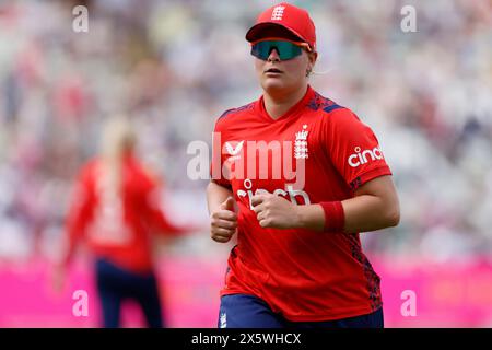 Englands Danielle Gibson beim ersten IT20-Spiel der Frauen in Edgbaston, Birmingham. Bilddatum: Samstag, 11. Mai 2024. Stockfoto