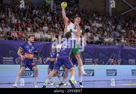 Guimarães, 05/2024 - A selecçaõ Nacional de Andebol AA de Portugal defrontou esta tarde no Pavilhão da Unidade Vimaranense a Seleção da Bósnia Herzgovina. Salvador(ml Pereira/ira/Global Imagens) Credit: Atlantico Press/Alamy Live News Stockfoto