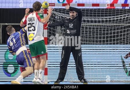 Guimarães, 05/2024 - A selecçaõ Nacional de Andebol AA de Portugal defrontou esta tarde no Pavilhão da Unidade Vimaranense a Seleção da Bósnia Herzgovina. Manuel Gasp1r (Miguel Pereira/Global Imagens) Credit: Atlantico Press/Alamy Live News Stockfoto