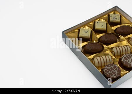 Schachtel Lindt Praline Schokolade. Schweizer Schokolade Stockfoto