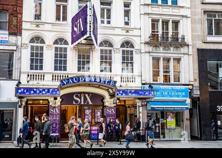 London, The Strand, Vaudeville Theatre on the Strand mit sechs Musicals, London City Centre West End, England, UK, 2023 Stockfoto