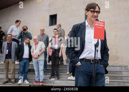 La Roca Del Valles, Spanien. Mai 2024. Salvador Illa, el candidato del PSC, vota en su colegio electoral en La Roca del Valls." "Salvador Illa, der Kandidat des PSK, stimmt in seinem Wahllokal in La Roca del Valls." Auf dem Bild: salvador illa News Politics -pineda de mar, Barcelona, Spanien sonntag, 12. Mai 2024 (Foto: Marc asensio/LaPresse) Credit: LaPresse/Alamy Live News Stockfoto