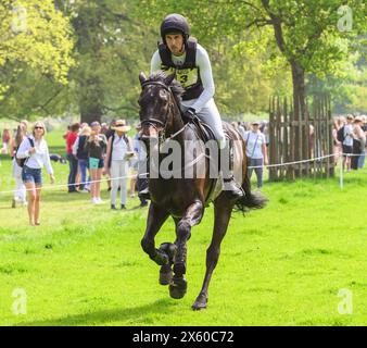 Badminton Horse Trials Cross Country - Gloucestershire, Großbritannien. Mai 2024. Felix Vogg auf Cartania während des Cross County bei Badminton. Bildnachweis: Mark Pain/Alamy Live News Stockfoto