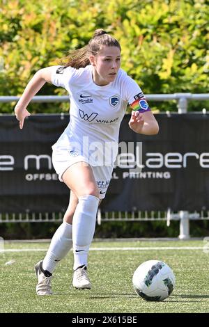 Aalter, Belgien. Mai 2024. Sien Vandersanden (10) von Genk, dargestellt während eines Frauenfußballspiels zwischen Club Brugge Dames YLA und KRC Genk Ladies am 8. Spieltag in Play-off 1 der Saison 2023 - 2024 der Belgischen Lotto Womens Super League, am Samstag, 11. Mai 2024 in Aalter, BELGIEN. Quelle: Sportpix/Alamy Live News Stockfoto
