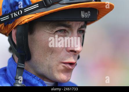 Jockey Wayne Lordan, nachdem er Igor Strawinsky beim Derby Trials Day auf der Leopardstown Racecourse in Dublin zum Sieg beim FITZ AGRIPLANT Maiden gefahren hatte. Bilddatum: Sonntag, 12. Mai 2024. Stockfoto