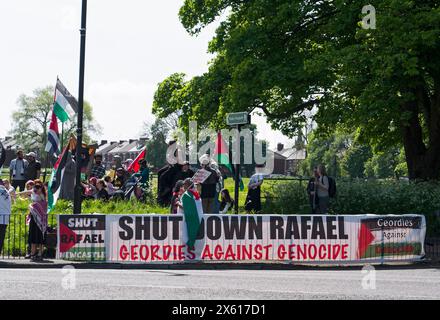 Newcastle-upon-Tyne, 11. Mai 2024, Proteste auf der Barrack Road gegen den Israel-Palästina-Konflikt und ihre perzidierte Vorurteile gegenüber der BBC und anderen Medien. Stockfoto