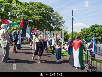 Newcastle-upon-Tyne, 11. Mai 2024, Proteste auf der Barrack Road gegen den Israel-Palästina-Konflikt und ihre perzidierte Vorurteile gegenüber der BBC und anderen Medien. Stockfoto