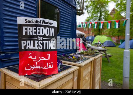 Leeds, Großbritannien. MAI 2024. Freiheitsunterzeichnung im Pro-Palestine-Lager an der Besetzung der Leeds-Universität. Credit Milo Chandler/Alamy Live News Stockfoto