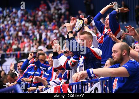 Ostrava, Tschechische Republik. Mai 2024. Slowakei gegen Kasachstan Gruppe B Spiel der IIHF Weltmeisterschaft 2024 in Ostrava, Tschechien, am 12. Mai 2024. Lüfter. Quelle: Jaroslav Ozana/CTK Photo/Alamy Live News Stockfoto