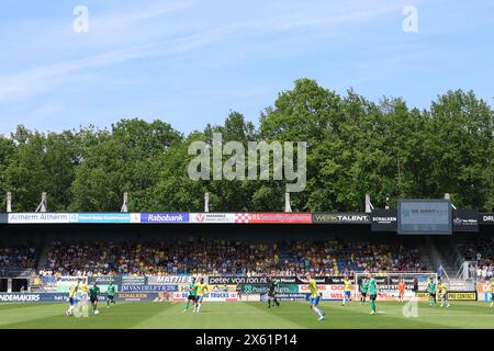 Waalwijk, Niederlande. Mai 2024. WAALWIJK, NIEDERLANDE - 12. MAI: Übersicht Mandemakers Stadion während des niederländischen Eredivisie-Spiels zwischen RKC Waalwijk und PEC Zwolle im Mandemakers stadion am 12. Mai 2024 in Waalwijk, Niederlande. (Foto von Peter Lous/Orange Pictures) Credit: Orange Pics BV/Alamy Live News Stockfoto