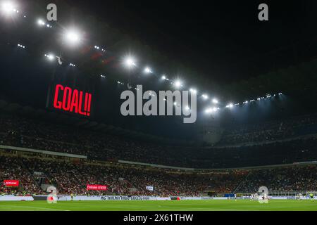 Mailand, Italien. Mai 2024. Ein allgemeiner Blick in das San Siro Stadion während des Fußballspiels der Serie A 2023/24 zwischen AC Milan und Cagliari Calcio. Endpunktzahl: Mailand 5:1 Cagliari. Quelle: SOPA Images Limited/Alamy Live News Stockfoto