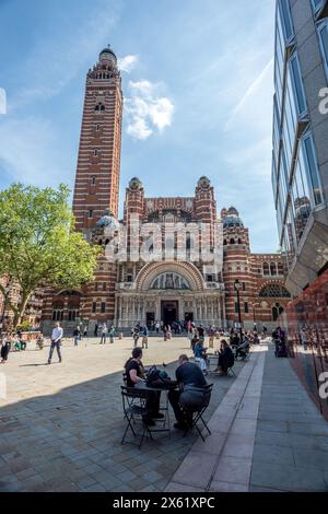 London, 8. Mai 2024: Die Metropolitan Cathedral of the Most Precious Blood, bekannt als Westminster Cathedral Stockfoto