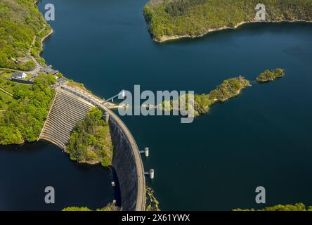 Luftbild, Fluss Rur Urftsee, Urfttalsperre Staumauer, Fernsicht Waldgebiet Hügel und Täler Nordeifel Nationalpark Eifel, Morsbach, Schleiden, Nordrhein-Westfalen, Deutschland ACHTUNGxMINDESTHONORARx60xEURO *** Stockfoto