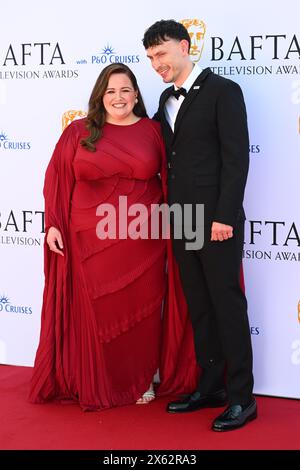 London, Großbritannien. 12. Mai 2024. Jessica Gunning und Richard Gadd nahmen an den BAFTA TV Awards 2024 in der Royal Festival Hall in London Teil. Das Foto sollte lauten: Matt Crossick/Alamy Live News Stockfoto