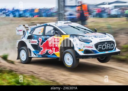 Fafe, Portugal. Mai 2024. Gregoire Munster springt bei der M-Sport Ford Fiesta Rally1 n.13 (Jose Salgueiro/SPP) Credit: SPP Sport Press Photo. /Alamy Live News Stockfoto