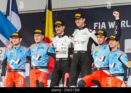 Fafe, Portugal. Mai 2024. Auf dem Podium gewannen Sebastien Ogier und Vincent Landais die WRC Portugal Rally, Ott Tanak und Martin Jarveoja auf den zweiten Platz, Thierry Neuville und Martijn Wydaeghe auf dem dritten Platz (Jose Salgueiro/SPP) Credit: SPP Sport Press Photo. /Alamy Live News Stockfoto