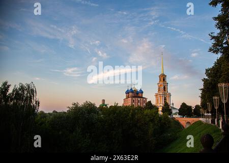 Russland, Ryazan: Architektur, Gebäude, Straßen, Silhouette, Querformat Stockfoto
