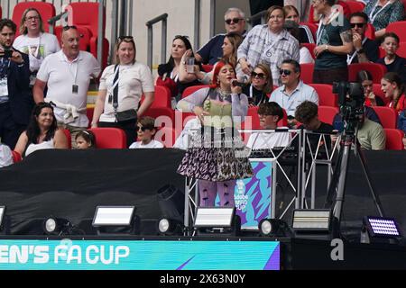 London, Großbritannien. Mai 2024. Issey Cross spielte vor dem Finale des Manchester United Women gegen Tottenham Hotspur Women Adobe Women's FA Cup im Wembley Stadium, London, England, Großbritannien am 12. Mai 2024 Credit: Every Second Media/Alamy Live News Stockfoto