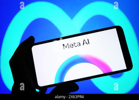 In dieser Abbildung ist das Meta AI-Logo auf einem Smartphone-Bildschirm zu sehen. Stockfoto