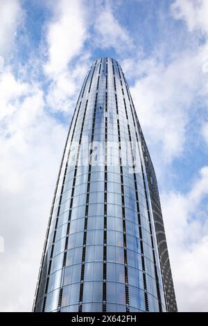 Ein Blackfriars Wolkenkratzer-Gebäude im Zentrum von London, eine gemischte Nutzung mit Hotel und Apartments, entworfen von SimpsonHaugh, England, UK, 2023 Stockfoto