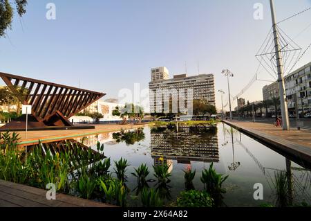 Das Holocaust-Mahnmal auf dem Rabin-Platz im Zentrum von Tel Aviv, Israel. Stockfoto