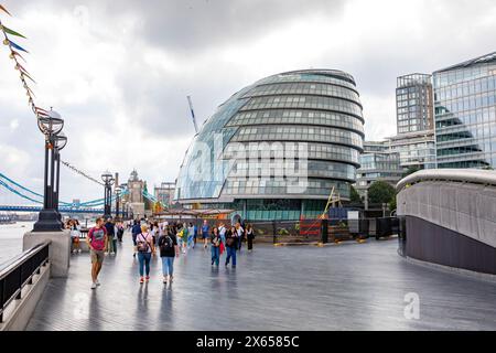 Ehemaliges Stadthalle in London, am Queens Walk in Southwark, entworfen von Norman Foster, Central London, England, UK Stockfoto