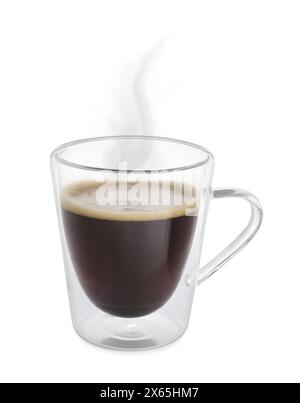 Dampfkaffee in Glasbecher isoliert auf weiß Stockfoto