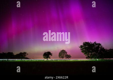 Nordlichter (Aurora borealis), sichtbar aus der Region Mitteleuropa in der Nacht vom 10. Mai 2024. Stockfoto