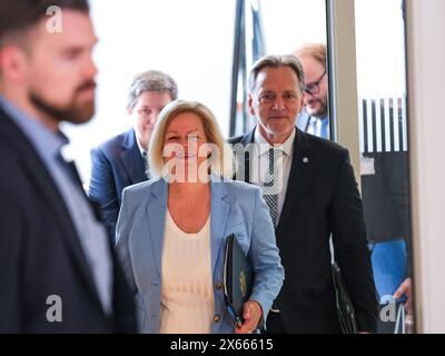 Wiesbaden Pressekonferenz zur Entwicklung der Cyberkriminalitaet in Deutschland beim Bundeskriminalamt, Wiesbaden, 13.05.2024. Nancy Faeser Bundesinnenministerin, SPD, Pressekonferenz zur Entwicklung der Cyberkriminalitaet in Deutschland beim Bundeskriminalamt, Wiesbaden, 13.05.2024. *** Wiesbaden Pressekonferenz zur Entwicklung der Cyberkriminalität in Deutschland im Bundeskriminalamt, Wiesbaden, 13 05 2024 Nancy Faeser Bundesinnenministerin, SPD, Pressekonferenz zur Entwicklung der Cyberkriminalität in Deutschland im Bundeskriminalamt, Wiesbaden, 13 05 2024 Copy Stockfoto