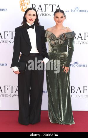 Kat Sadler und Lizzie Davidson bei der Verleihung der BAFTA TV Awards 2024 in der Royal Festival Hall. London, 12.05.2024 *** Kat Sadler und Lizzie Davidson bei den BAFTA TV Awards 2024 in der Royal Festival Hall London, 12 05 2024 Foto:XS.xVasx/xFuturexImagex bafta tv 4859 Stockfoto