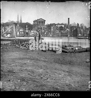 Richmond, Virginia Blick auf das verbrannte Viertel und das Kapitol auf der anderen Seite des Kanalbeckens, Fotos des Bürgerkriegs 1861-1865 Stockfoto