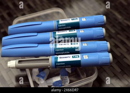 PIC zeigt: Ozempic Injection, Semaglutid Pen. bild von Modell PIC gavin rodgers/pixel8000 Stockfoto
