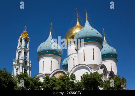 Heilige Dormition Kathedrale, die Heilige Dreifaltigkeit St. Serguis Lavra, UNESCO-Weltkulturerbe, Sergiev Posad, Russland Stockfoto