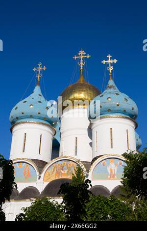 Heilige Dormition Kathedrale, die Heilige Dreifaltigkeit St. Serguis Lavra, UNESCO-Weltkulturerbe, Sergiev Posad, Russland Stockfoto