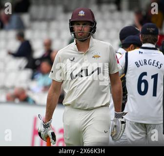 Oval, England. Mai 2024. Dom Sibley vom Surrey County Cricket Club während des Vitality County Championship Matches zwischen Surrey CCC und Warwickshire CCC. Credit: Nigel Bramley/Alamy Live News Stockfoto