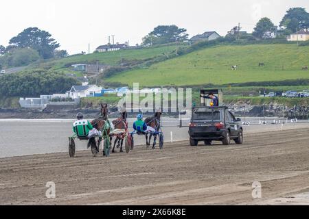 Harness-Rennen am Strand in Harbour View, Kilbrittain, West Cork, Mai 2024 Stockfoto