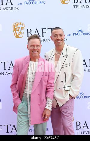 Stuart Armfield und Francis Haugen nehmen an den BAFTA TV Awards mit P&O Cruises 2024 in der Royal Festival Hall in London Teil. Stockfoto