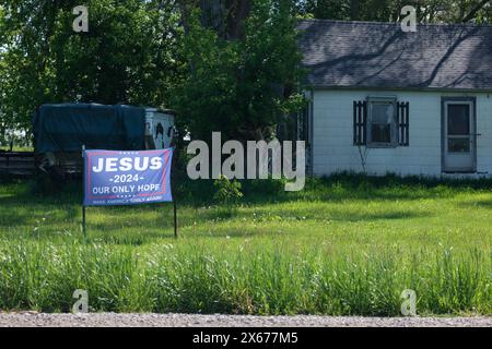 Jesus 2024 unsere einzige Hoffnung, dass Amerika wieder zu Gott wird politisches Yard Zeichen im Stil von Donald Trump Zeichen, in Michigan USA Stockfoto