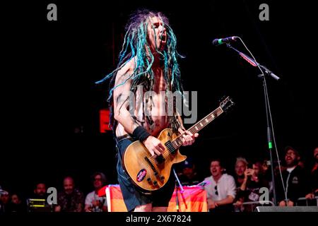 Eric Melvin von der Punk-Rock-Band NOFX tritt am 12. Mai 2024 live im Carroponte in Mailand auf, um die letzten italienischen Shows ihrer Karriere zu erleben. (Foto: Mairo Cinquetti/NurPhoto) Stockfoto