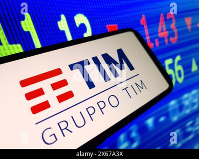 Konskie, Polen – 12. Mai 2024: Logo des Unternehmens Telecom Italia auf dem Mobiltelefon Stockfoto