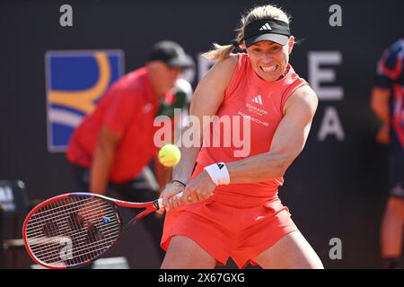 Rom, Italien. Mai 2024. Angelique Kerber aus Deutschland im Spiel gegen IgA Swiatek aus Polen beim Internazionali BNL d’Italia 2024 Tennis Turnier im Foro Italico in Rom, Italien am 13. Mai 2024. IgA Swiatek besiegte Angelique Kerber mit 7:5, 7:3. Quelle: Insidefoto di andrea staccioli/Alamy Live News Stockfoto