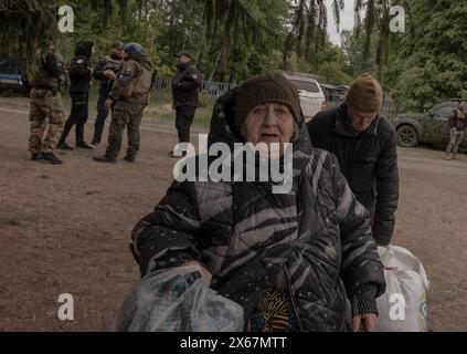Charkiv, Ukraine. 13. Mai 2024: Zivilisten, die in Wovchansk und den umliegenden Regionen leben, werden aus ihren Häusern evakuiert. Russland versucht am 13. Mai 2024, die Nordukraine wieder einzumarschieren. (Credit Image: © Svet Jacqueline/ZUMA Press Wire) NUR REDAKTIONELLE VERWENDUNG! Nicht für kommerzielle ZWECKE! Quelle: ZUMA Press, Inc./Alamy Live News Stockfoto