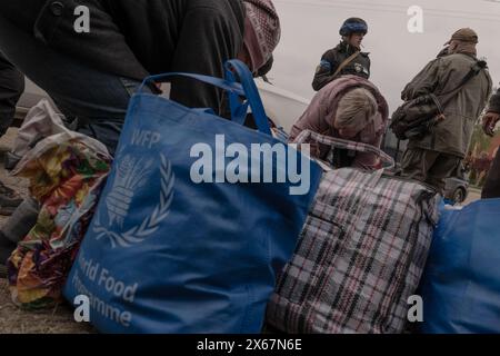 Charkiv, Ukraine. 13. Mai 2024: Zivilisten, die in Wovchansk und den umliegenden Regionen leben, werden aus ihren Häusern evakuiert. Russland versucht am 13. Mai 2024, die Nordukraine wieder einzumarschieren. (Credit Image: © Svet Jacqueline/ZUMA Press Wire) NUR REDAKTIONELLE VERWENDUNG! Nicht für kommerzielle ZWECKE! Quelle: ZUMA Press, Inc./Alamy Live News Stockfoto