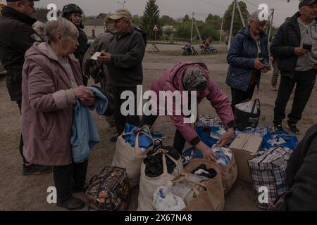 Charkiv, Ukraine. 13. Mai 2024: Zivilisten, die in Wovchansk und den umliegenden Regionen leben, werden aus ihren Häusern evakuiert. Russland versucht am 13. Mai 2024, die Nordukraine wieder einzumarschieren. (Credit Image: © Svet Jacqueline/ZUMA Press Wire) NUR REDAKTIONELLE VERWENDUNG! Nicht für kommerzielle ZWECKE! Quelle: ZUMA Press, Inc./Alamy Live News Stockfoto