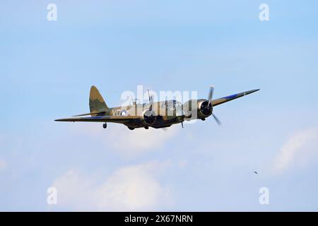 Bristol Blenheim Mk.1F L6739 wird auf der Shuttleworth Collection Old Warden Best of British Air Show im Mai 2024 gezeigt Stockfoto