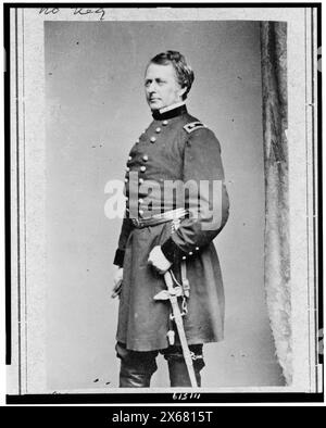 General Joseph Hooker, Porträt dreiviertel Länge, stehend, nach links gerichtet, linke Hand auf Schwert, Bürgerkriegsfotos 1861-1865 Stockfoto