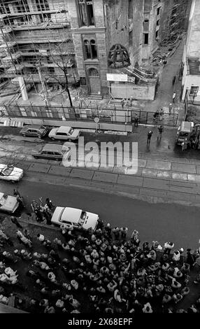 Richtfest der Neuen Synagoge Deutschland, Berlin, 29.10.1990, Richtfest der Neuen Synagoge Berlin in der Oranienburger Straße, Richtkranz, Â *** Richtfest der Neuen Synagoge Deutschland, Berlin, 29 10 1990, Richtfest der Neuen Synagoge Berlin in der Oranienburger Straße, Richtkranz, Â Stockfoto